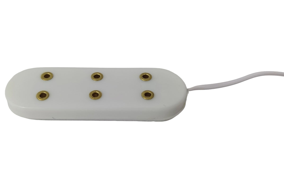Dolls House Miniatur Verteilerdose 3 Steckplätze mit Stecker 12V
