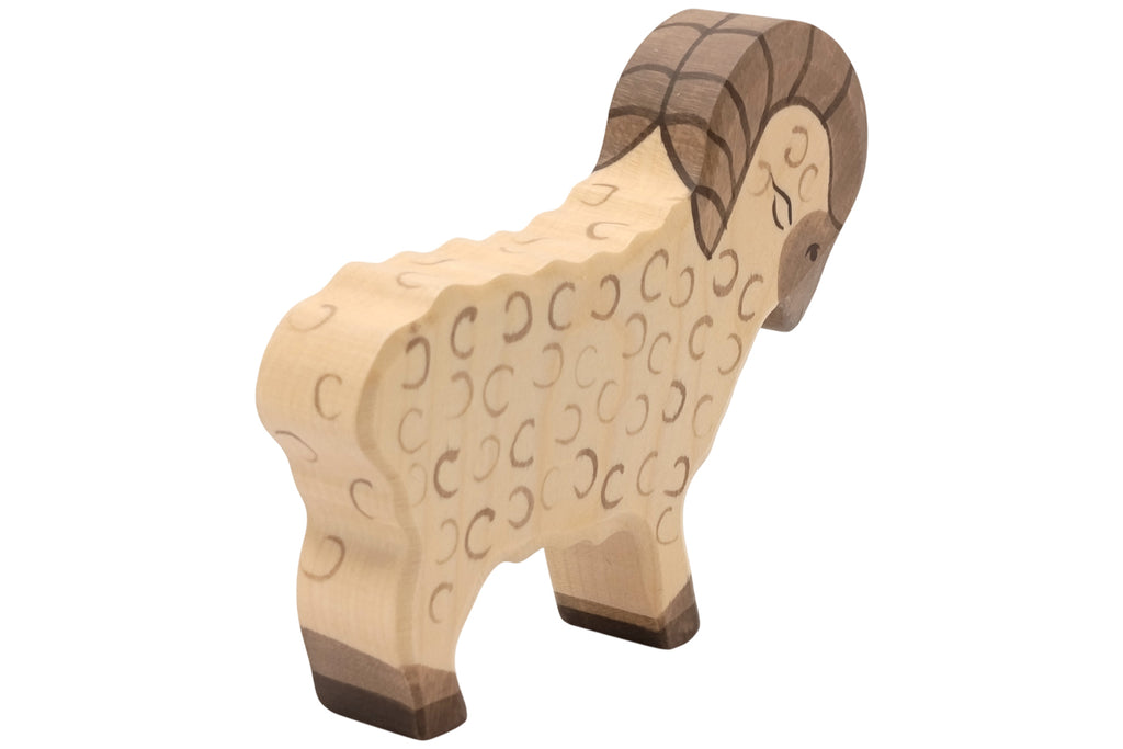 Holztiger Widder Schaf