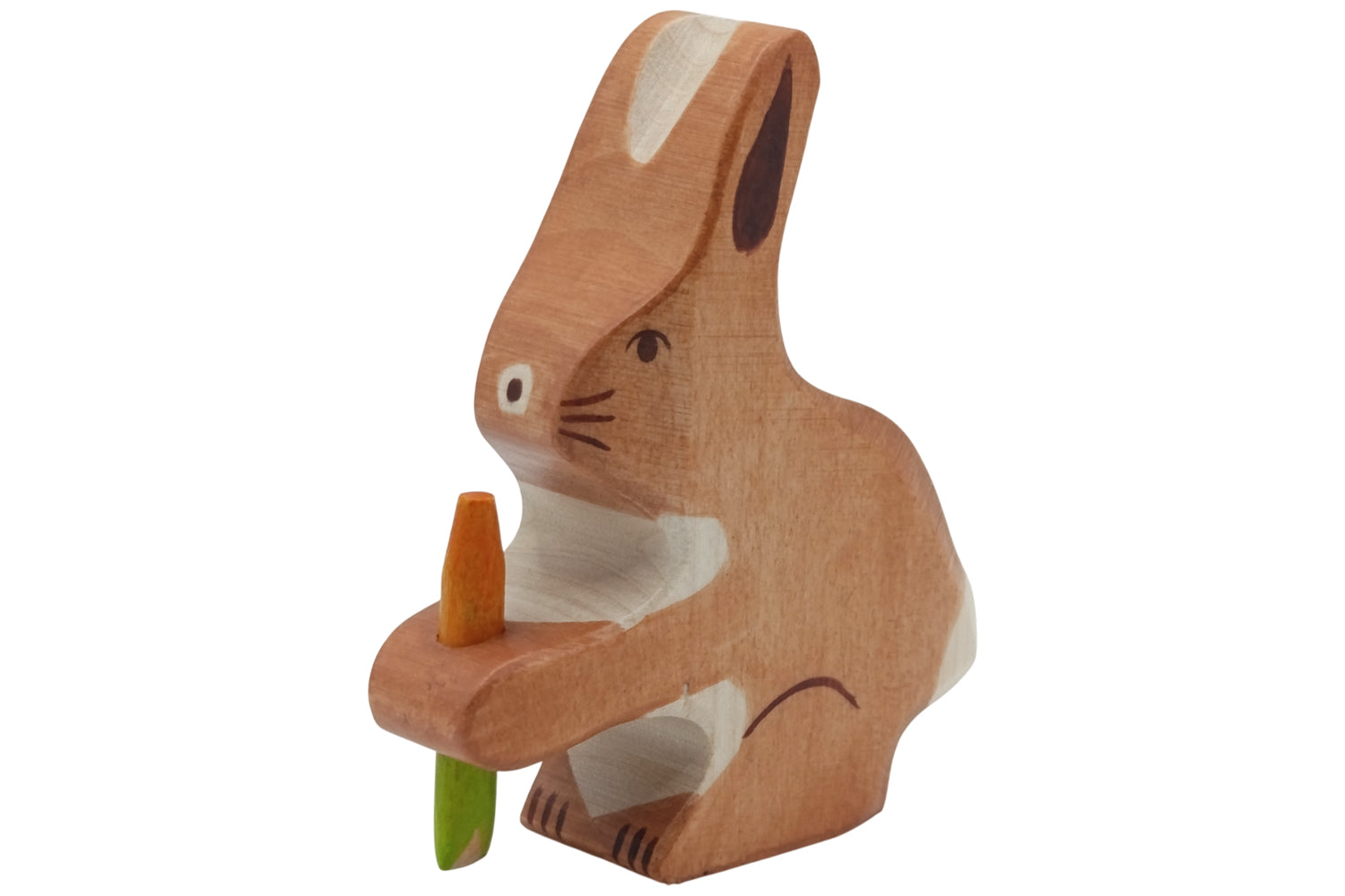 Holztiger Hase mit Karotte