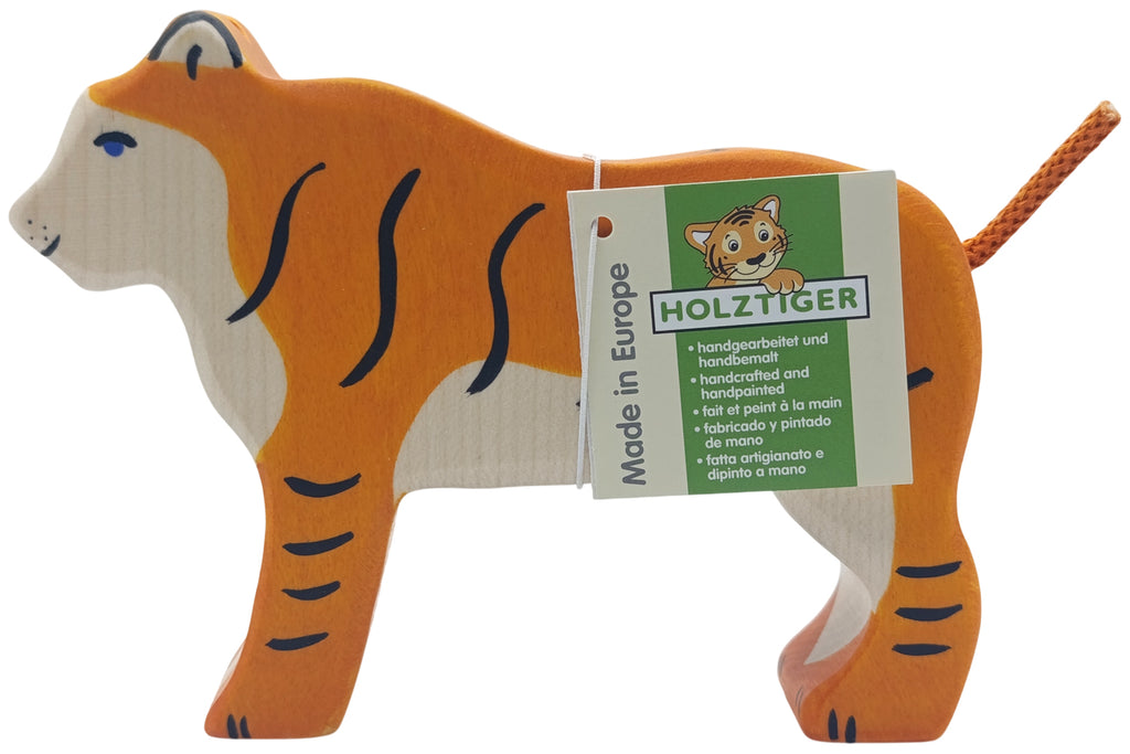 Holztiger Tiger stehend