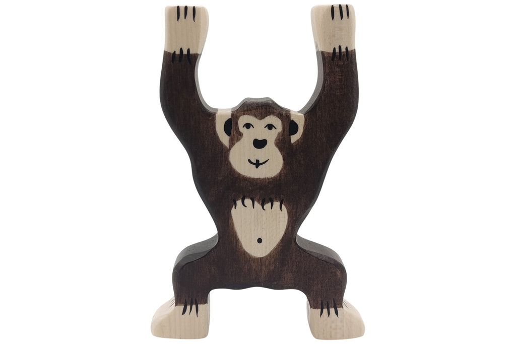 Holztiger Schimpanse stehend