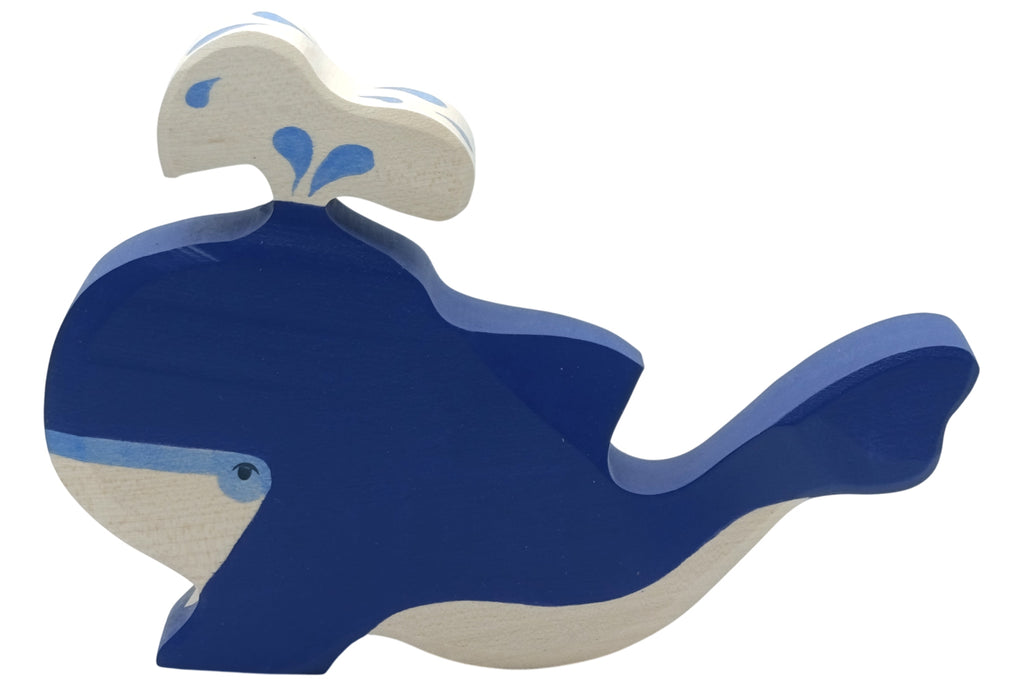 Holztiger Blauwal mit Wasserfontäne