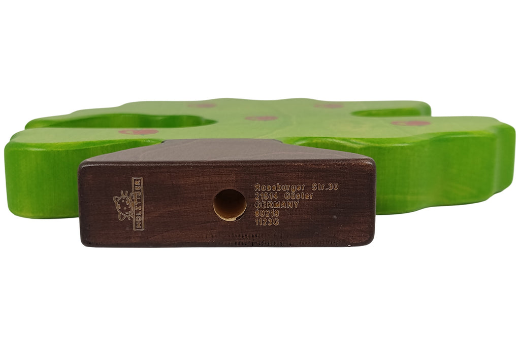 Holztiger Apfelbaum für Vögel